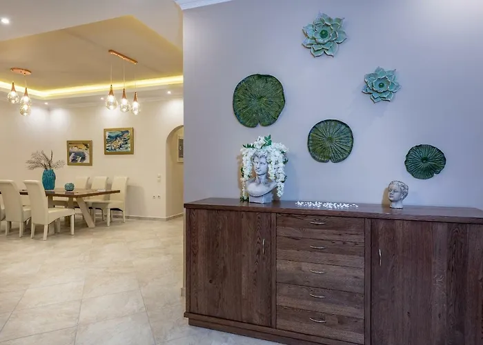 Aquarella Luxury Апартаменты *